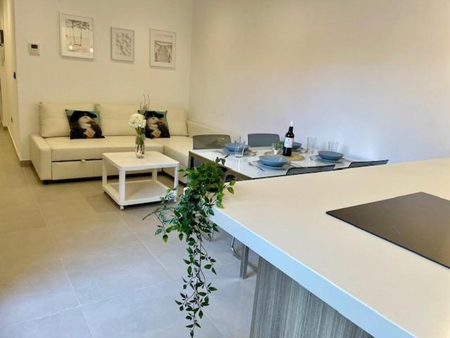 Gatu Premium Alma Marinera, Preferente Mayores De 25 Anos Y Familias Cadiz Exterior photo